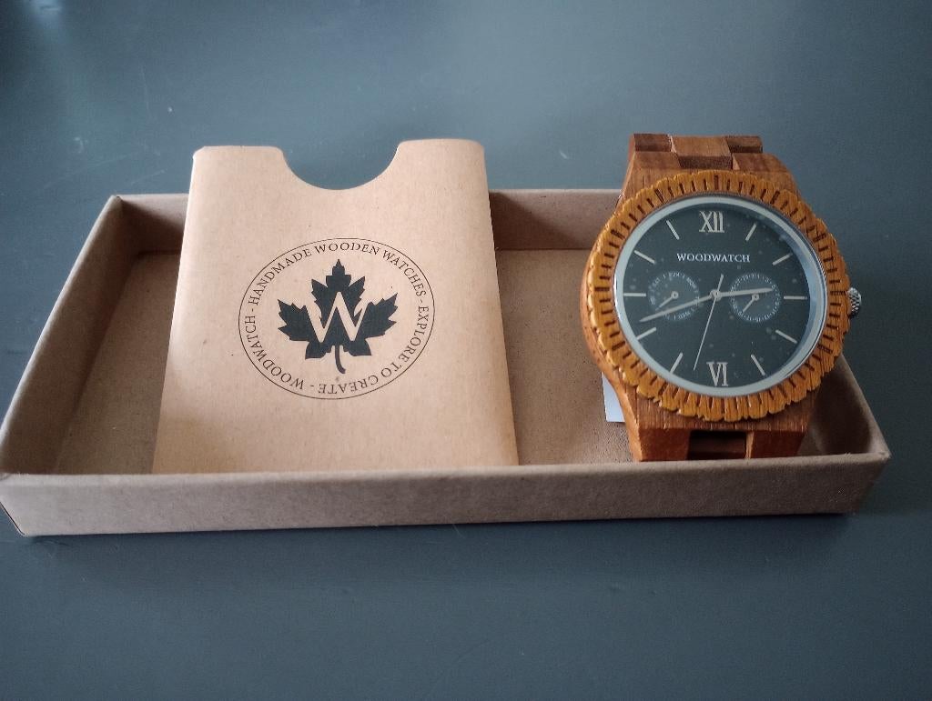 Handgemaakt houten heren horloge - Woodwatch, Sieraden, Tassen en Uiterlijk, Horloges | Heren, Overige merken, Overige materialen