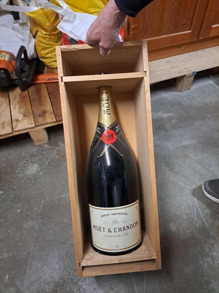 LEEG Methusalem 6 liter Moet & Chandon champagne met kist, Ophalen, Gebruikt, Frankrijk, Champagne