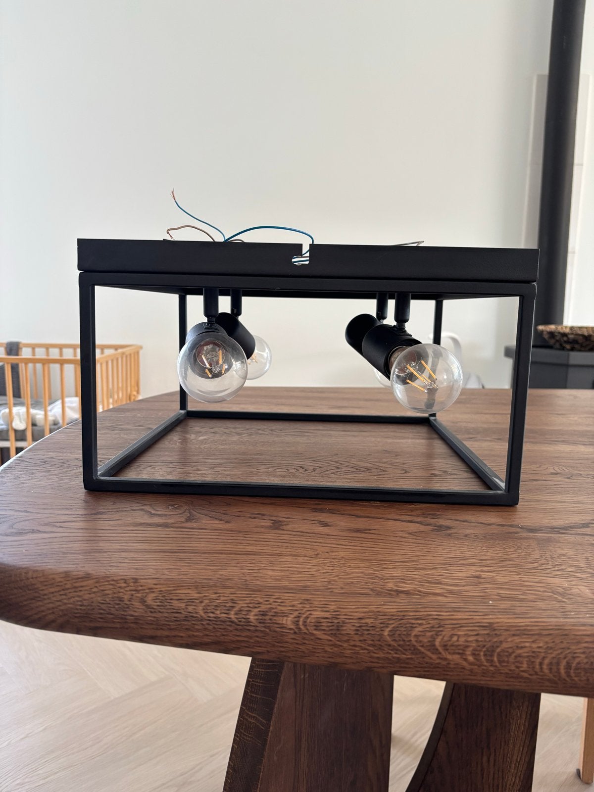 Zwarte kubus plafondlamp met 2 bollen, 36x36 cm, Gebruikt, Gloeilamp, Warm wit, 10 tot 30 watt