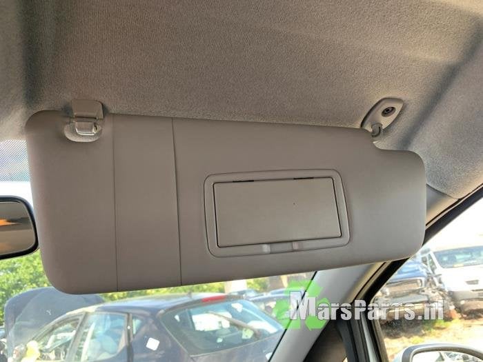 Zonneklep van een Opel Corsa, Auto-onderdelen, Interieur en Bekleding, Gebruikt, -, -, Opel