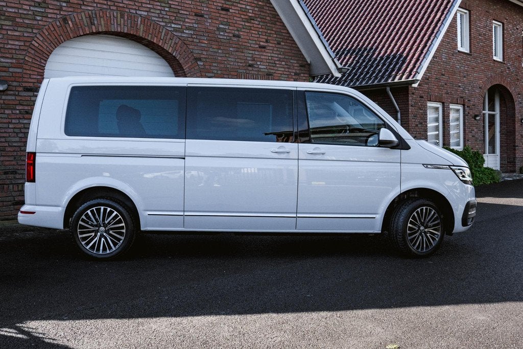 Volkswagen Transporter T6.1 204 PK DSG CARAVELLE L2H1 A-KLEP, Auto's, Stof, 4 cilinders, Volkswagen, Wit