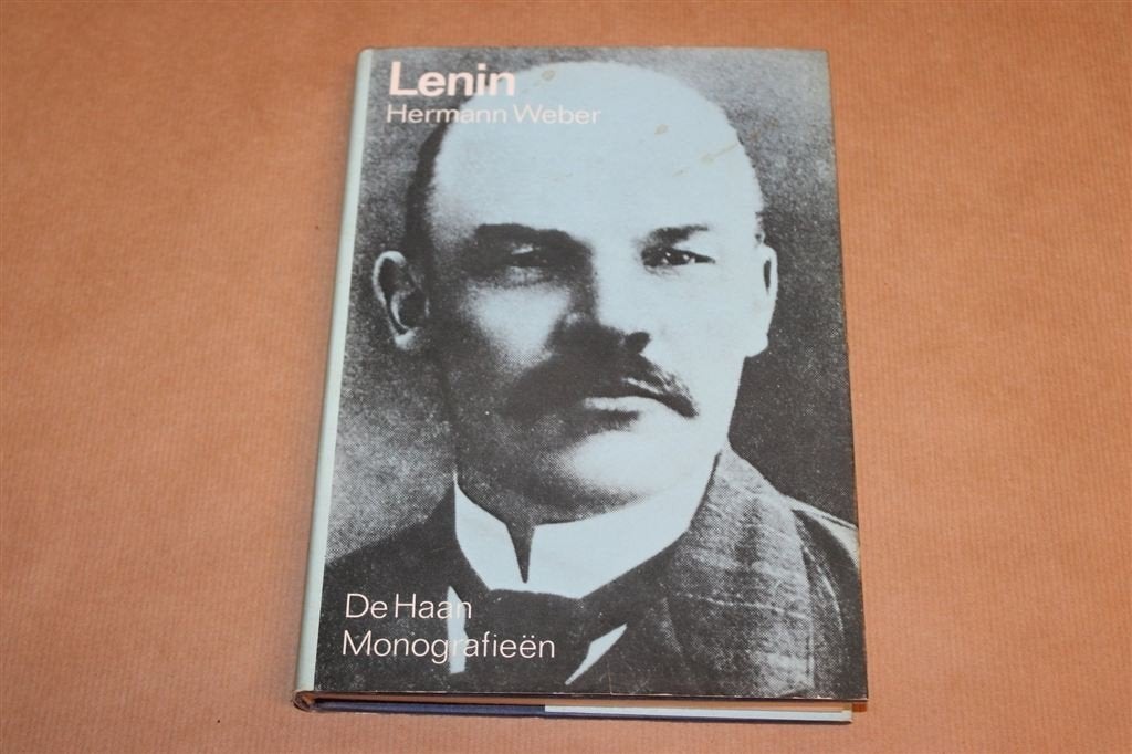 Lenin — Biografie van de Russische Revolutionair, Ophalen of Verzenden, Gelezen, Europa