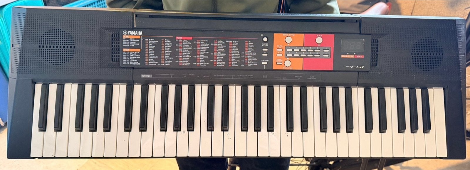 Yamaha PSR-F51 Keyboard - Ideaal voor beginners, Muziek en Instrumenten, Ophalen, Yamaha, Met standaard, 61 toetsen