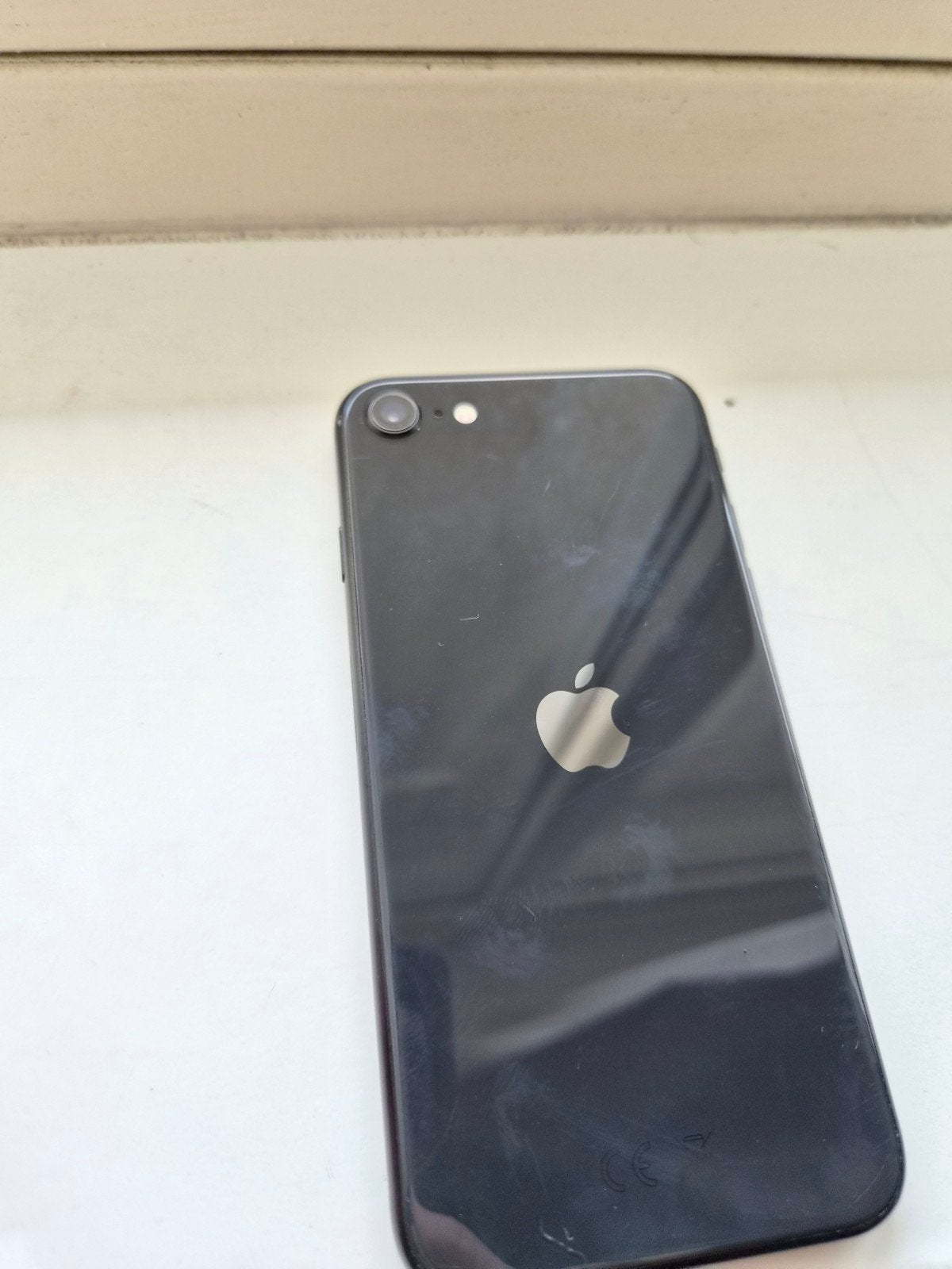 iPhone SE 2020 64GB - 88% Batterijconditie, Telecommunicatie, Mobiele telefoons | Apple iPhone, Gebruikt, Zwart, 88 %, Ophalen of Verzenden