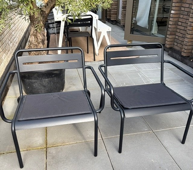 2x EMU Star loungestoelen zwart + magnetische kussens, Ophalen, Zo goed als nieuw, Metaal