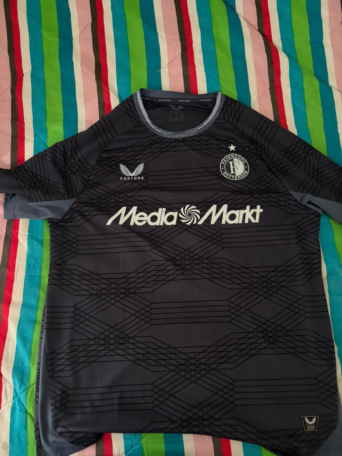 Feyenoord shirt xl orgineel, Zwart, Maat 56/58 (XL), Ophalen of Verzenden, Zo goed als nieuw