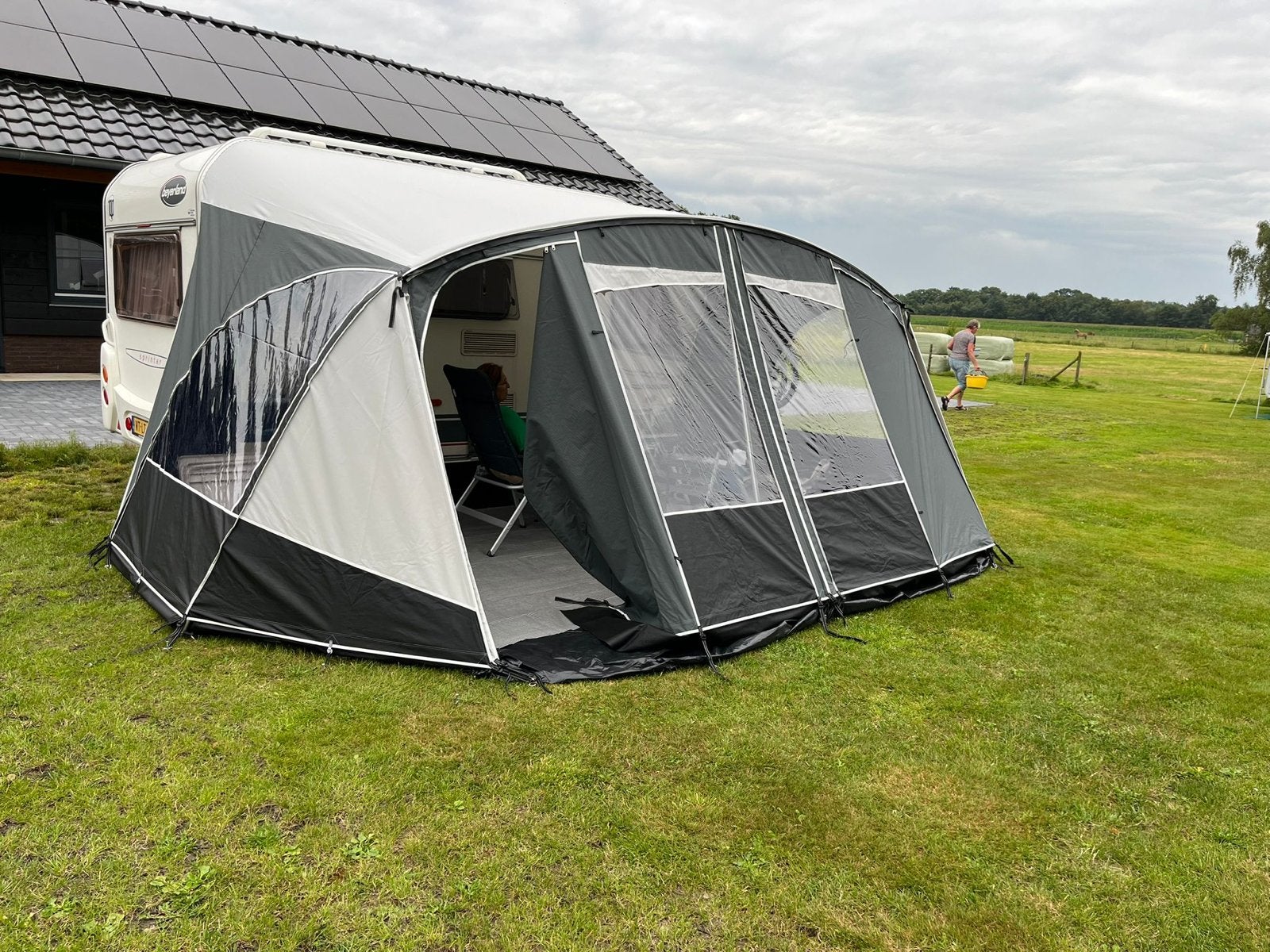 Unico Verona luifel met voorwand, maat 8, Caravans en Kamperen, Voortenten en Luifels, Ophalen, Zo goed als nieuw, Overige merken