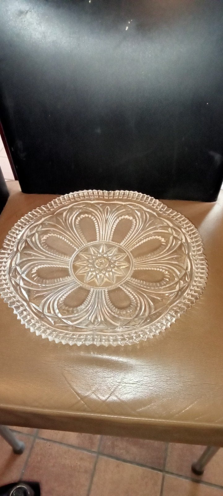 Decoratieve glazen schaal met stervormig patroon, Ophalen of Verzenden