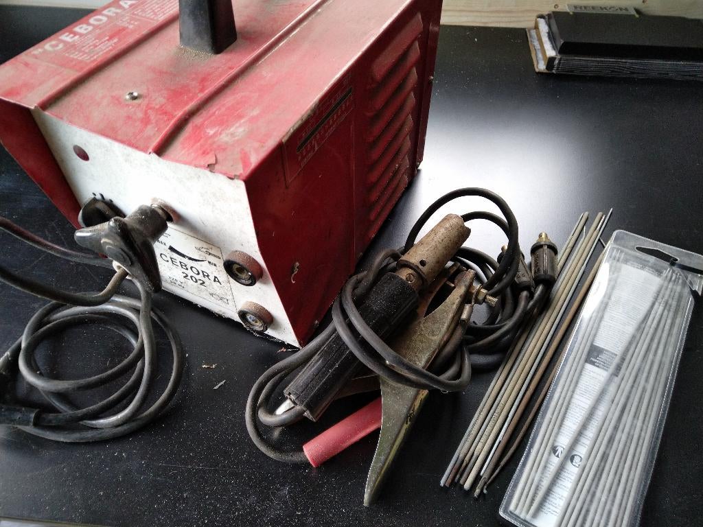 Lasapparaat 115A incl. elektroden, Doe-het-zelf en Verbouw, Gereedschap | Lasapparaten, Ophalen of Verzenden, Gebruikt, Minder dan 150 ampère