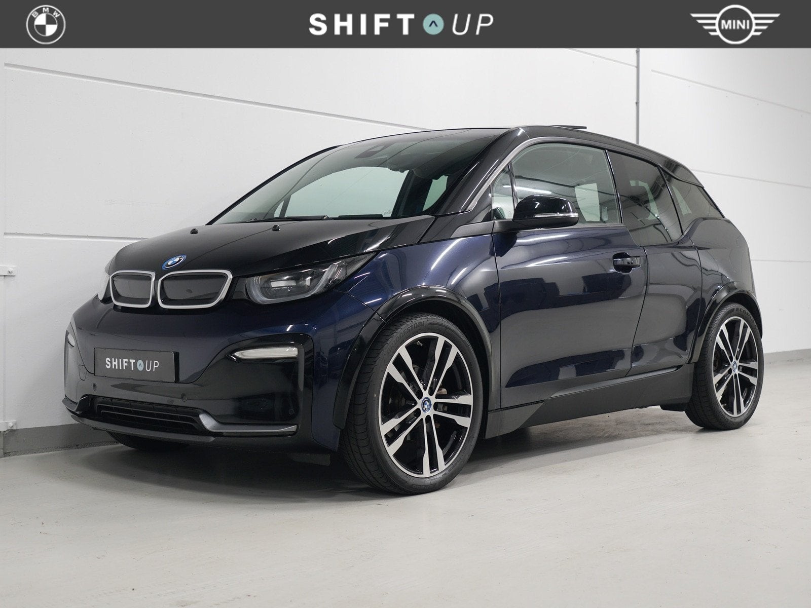 BMW i3 S iPerformance 94Ah Schuifdak | ACC | Leder, Auto's, Automaat, Automatische klimaatregeling, 1265 kg, 184 pk