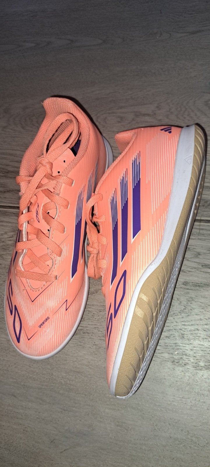 Adidas FSO sportschoenen koraal, Ophalen, Adidas, Zo goed als nieuw, Jongen of Meisje