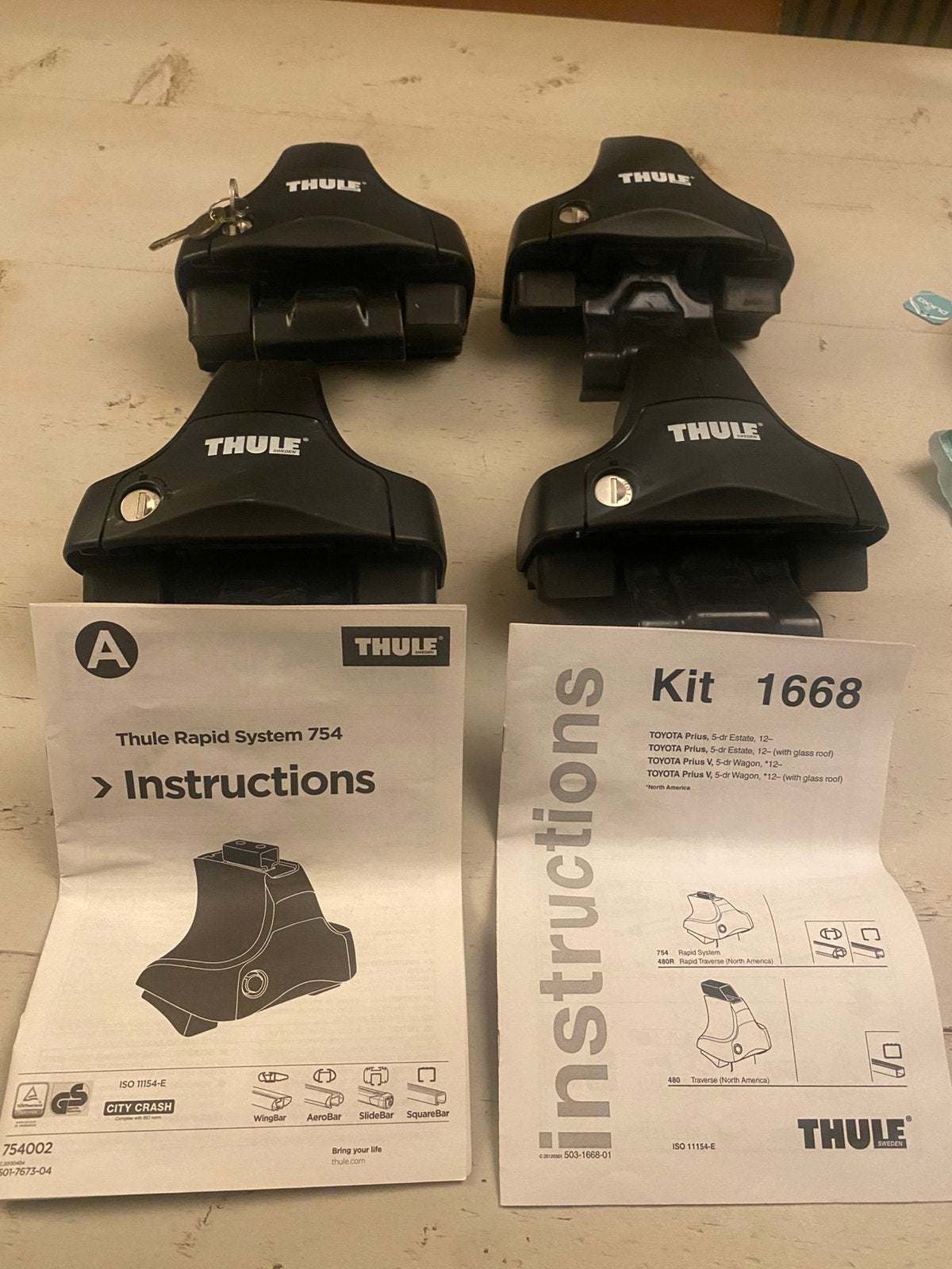Thule dakdragers voor Toyota Prius incl kit 1668, Ophalen of Verzenden, Zo goed als nieuw