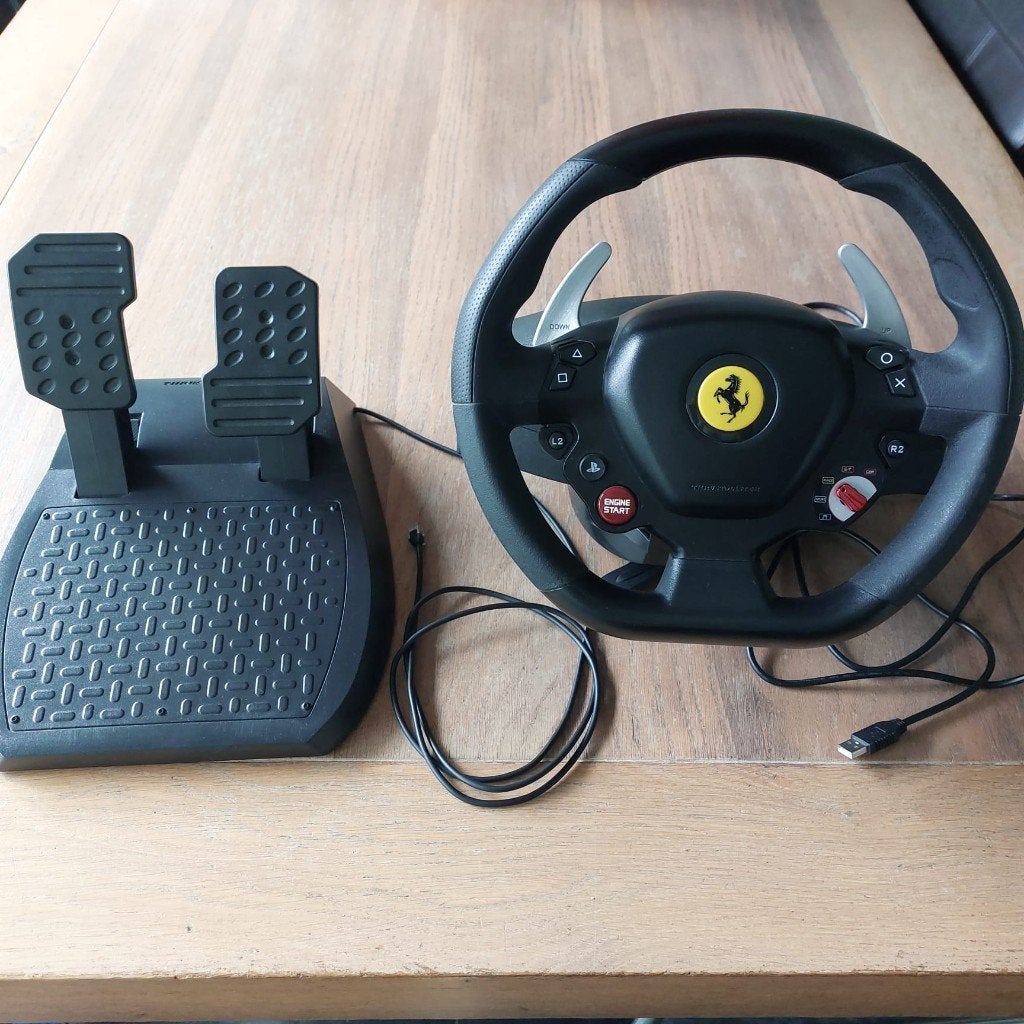 Racestuur trustmaster, Computers en Software, Ophalen of Verzenden, Zo goed als nieuw, Trustmaster