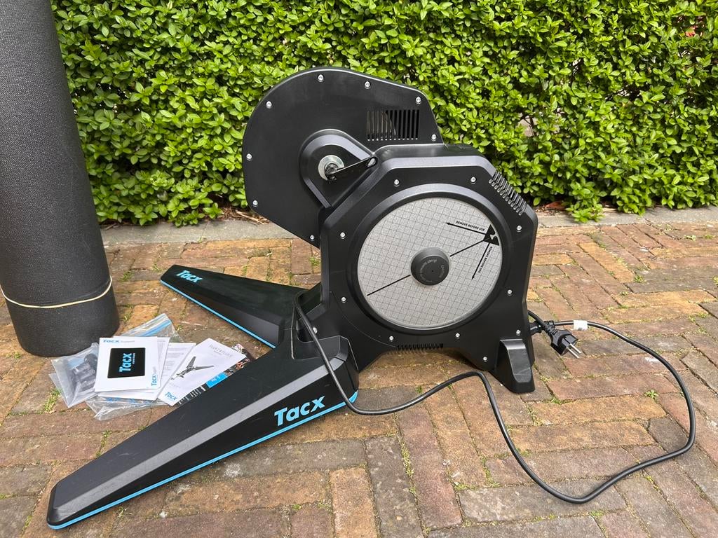 Tacx Flux 2 smart trainer, Sport en Fitness, Wielrennen, Ophalen, Zo goed als nieuw, Overige typen