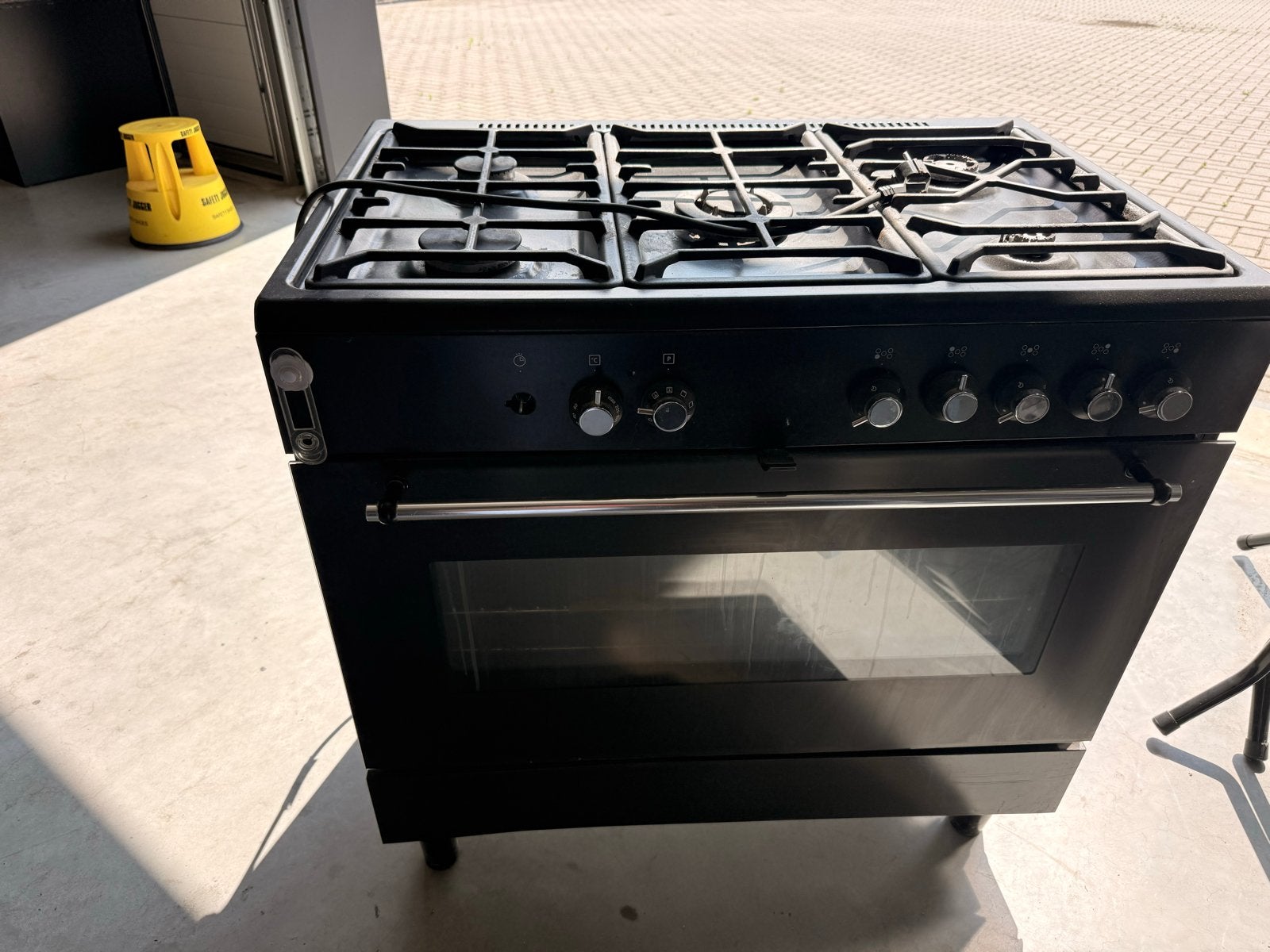 Vrijstaand Gasfornuis met Oven - Zwart, Witgoed en Apparatuur, Ophalen, Gebruikt, Hete lucht, 60 cm of meer