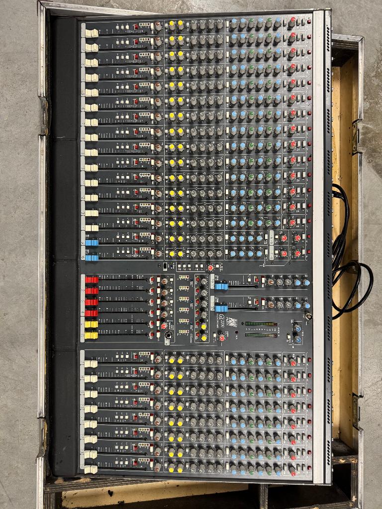 Allen Heath GL2200 Mengpaneel, Muziek en Instrumenten, Mengpanelen, Ophalen, Gebruikt