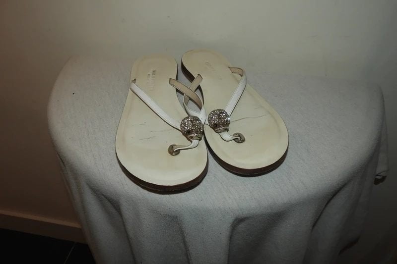 Philipp Plein leren slippers wit schede swarovski 39