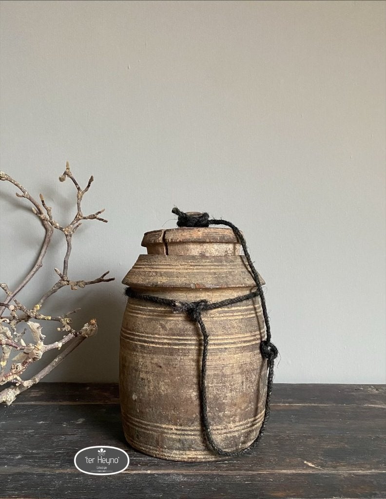 Oude houten kruik met deksel pot hout stoer sober landelijk, Verzenden, Handgemaakt, Overige vormen, Hout