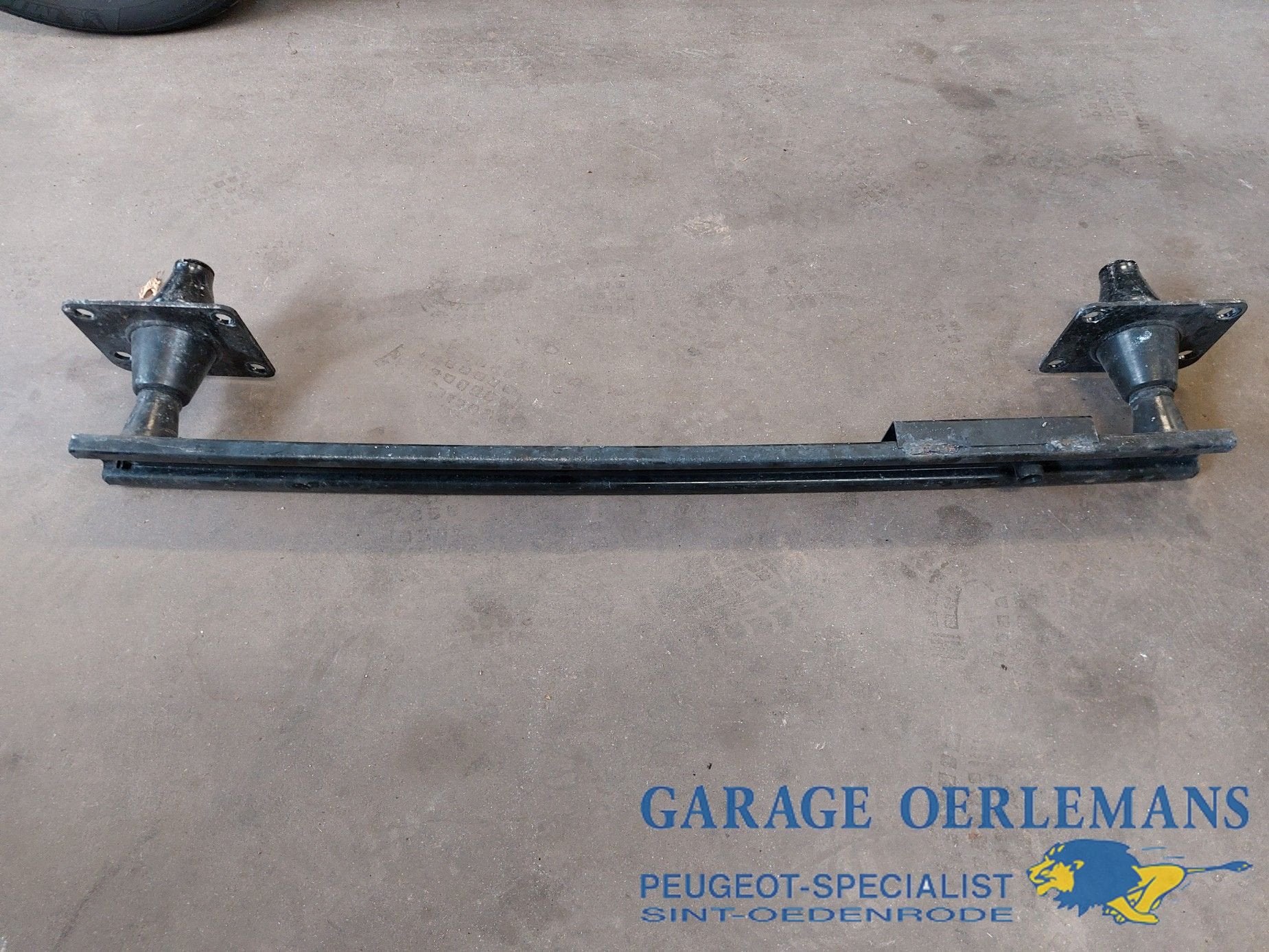 bumperbalk voor peugeot 5008 2011, 9670186380, Gebruikt, -, -, ARN erkend