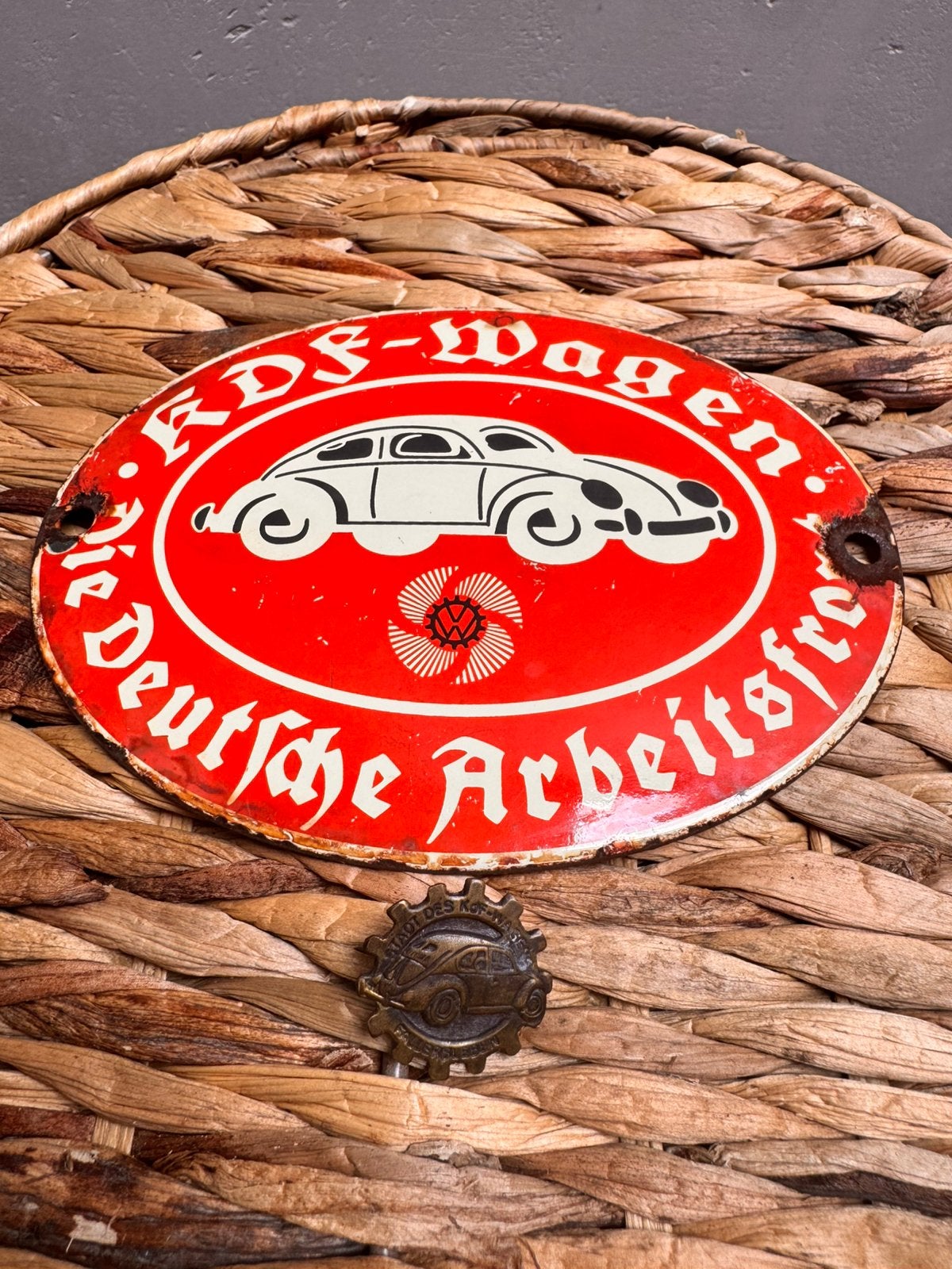 Lotje WW2 volkswagen verzameling., Verzenden, Duitsland, Embleem of Badge