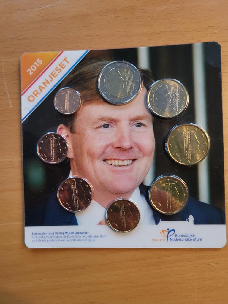 2015 Oranjeset Euromunten Koning Willem-Alexander & Koningin, Verzenden, Overige waardes, Setje