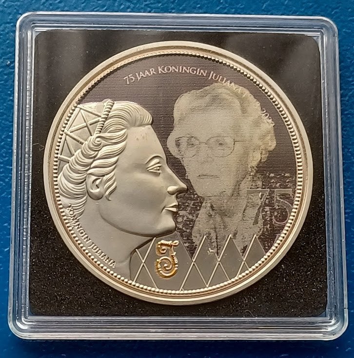 Penning 75 jaar Koningin Juliana 1948-2023 (f), Verzenden, Overige materialen, Nederland