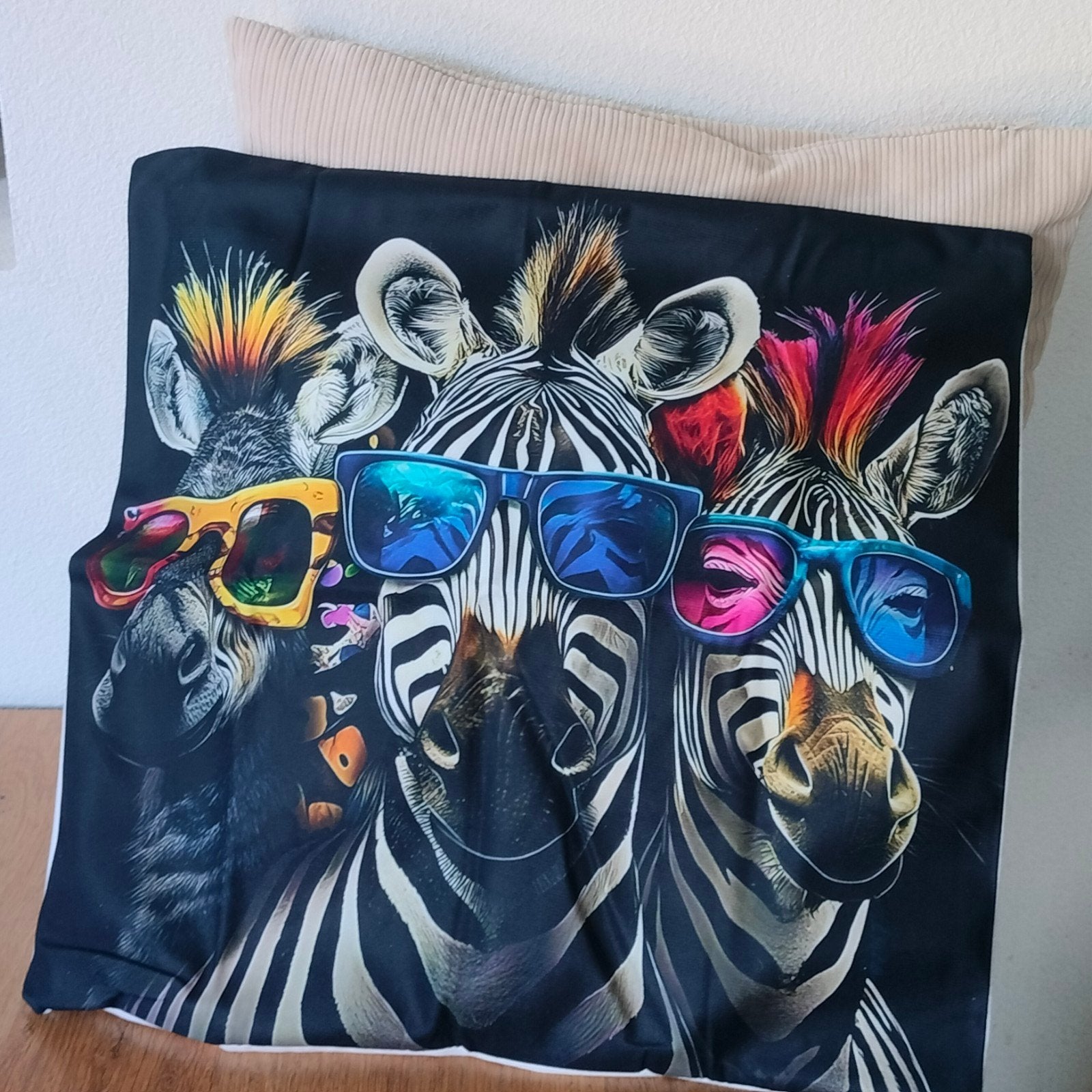 Kussenhoes 45x45cm met vrolijke zebra print, Met print, Nieuw, Ophalen of Verzenden, Vierkant