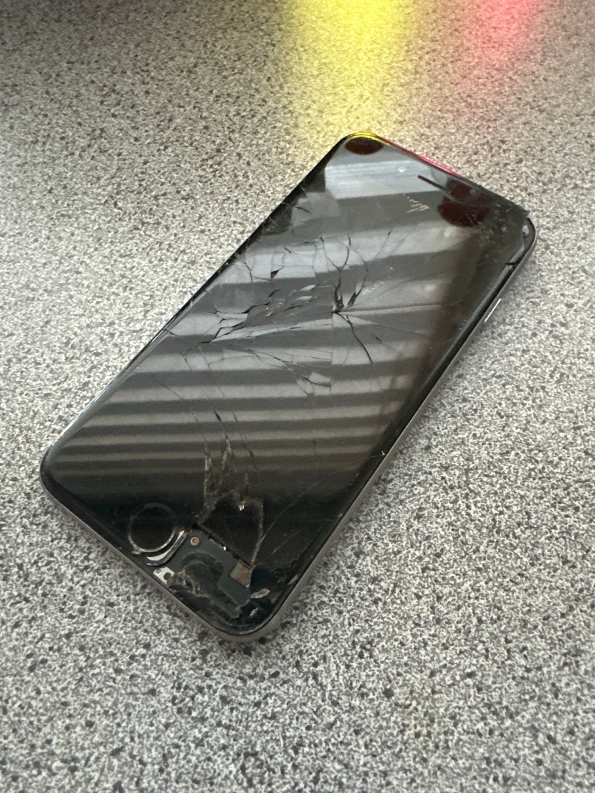 iPhone 6 met defect scherm - ideaal voor onderdelen, Zwart, Ophalen of Verzenden, Zonder simlock, Zonder abonnement