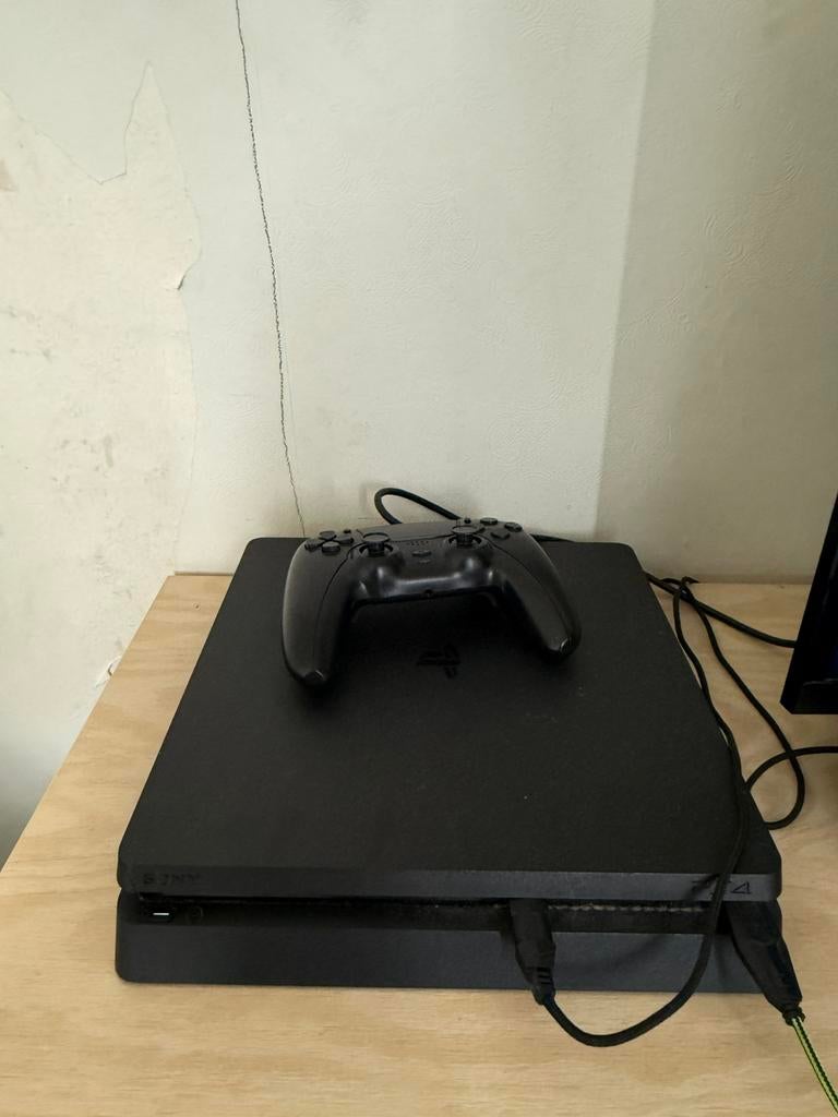 Playstation 4 met grand theft auto definitive edition, Ophalen, Zo goed als nieuw