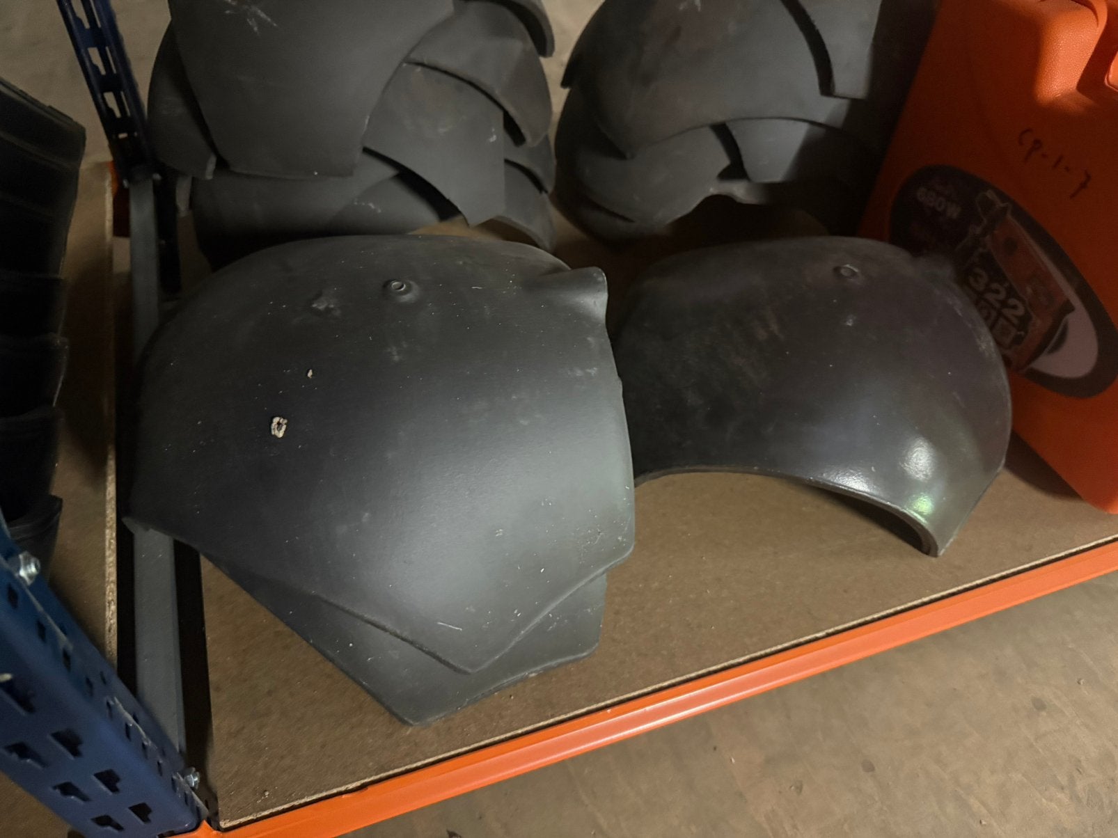 Broekstukken Monier en Koramic - alle kleuren, Steen of Klei, Nieuw, D, Dakpannen