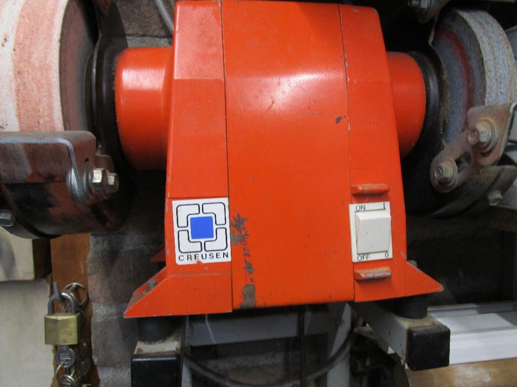 Slijpmachine, Ophalen of Verzenden, Zo goed als nieuw, Minder dan 700 watt, Werkbankslijpmachine