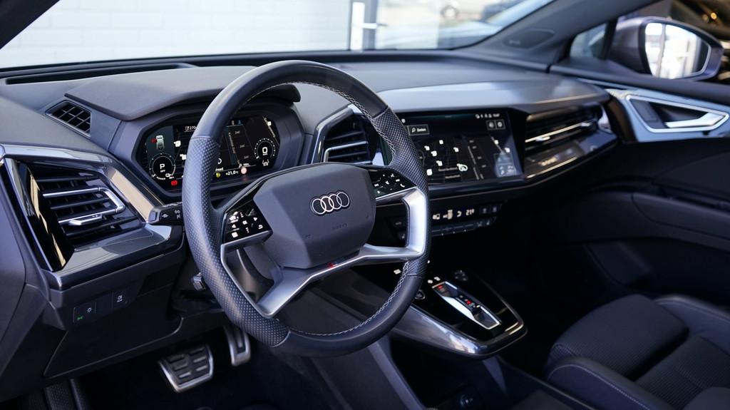 Audi Q4 e-tron 35 S-Line 55 kWh ACC|SONOS|MEMORY|HEADUP|PANO, Auto's, Audi, Achterwielaandrijving, Gebruikt, Zwart, Leder en Stof