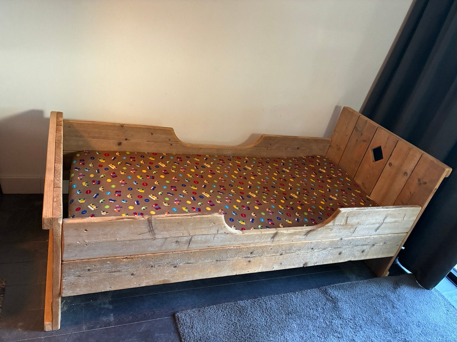 Steigerhouten bed 90x200 met lattenbodem en matras, Ophalen, Zo goed als nieuw