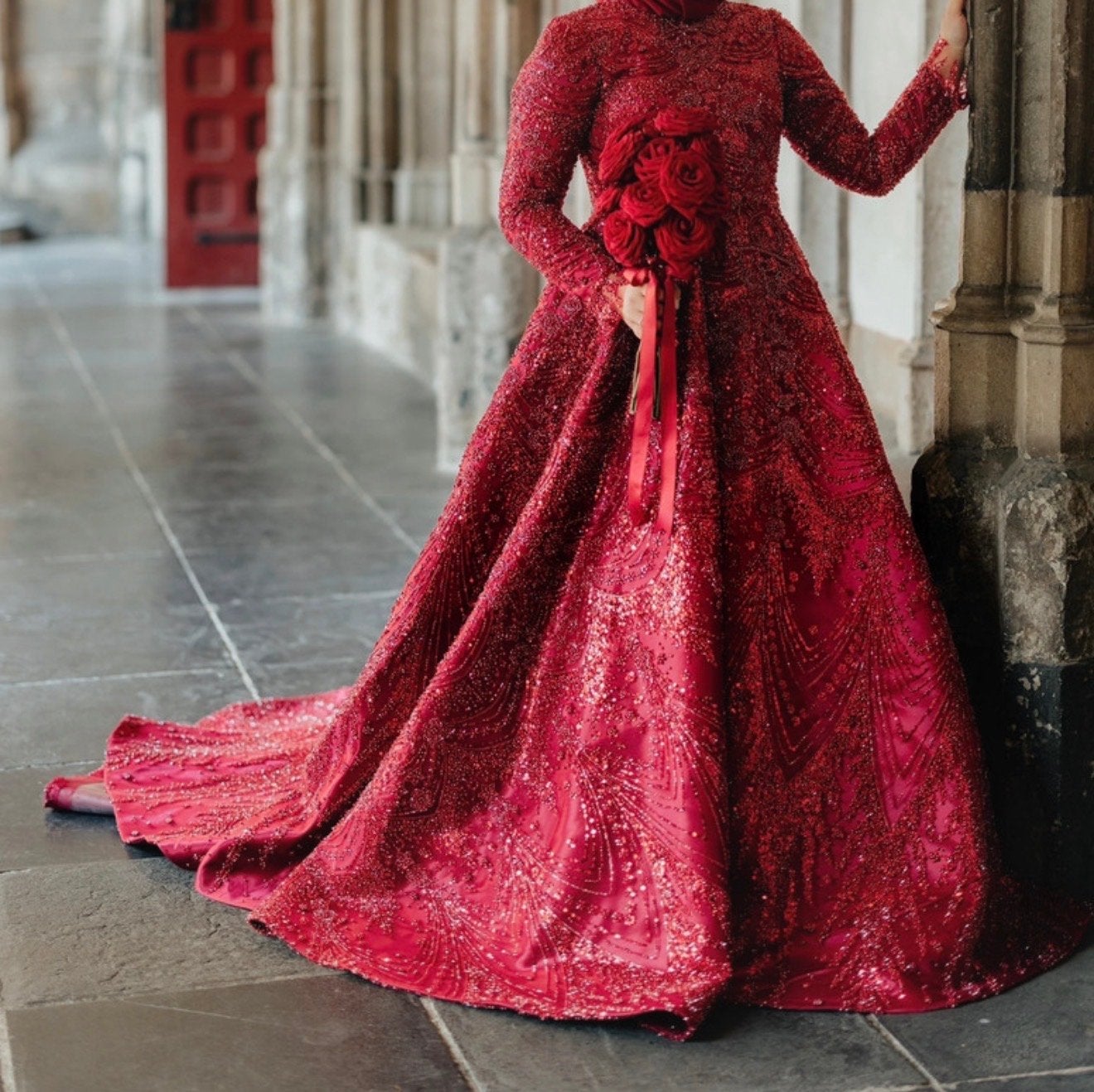 Prachtige Hennajurk / Trouwjurk - Rood met pailletten, Kleding | Dames, Ophalen, Zo goed als nieuw, Rood, Trouwjurk