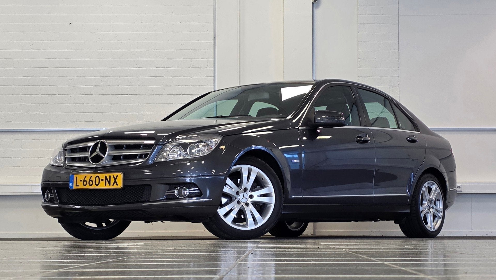 Mercedes-Benz C-klasse 180 CGI Nieuwe Ketting Business Editi, Auto's, Automaat, 1796 cc, 14 km/l, Sedan