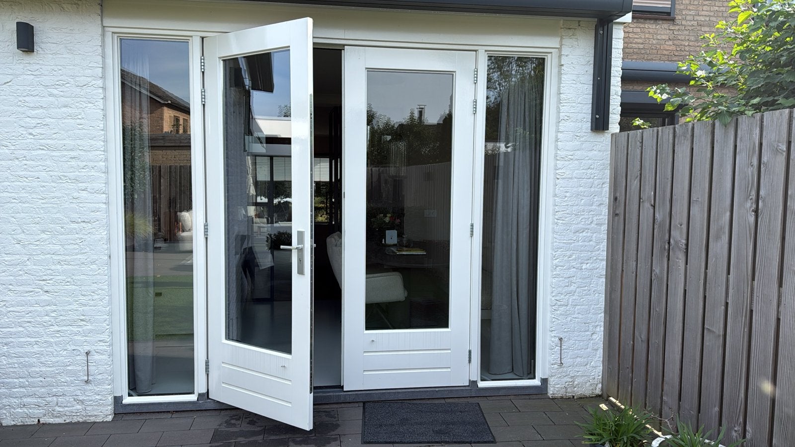 Openslaande deuren met vaste zijramen en losse kozijnen, Gebruikt, Ophalen of Verzenden, Buitendeur, Hout