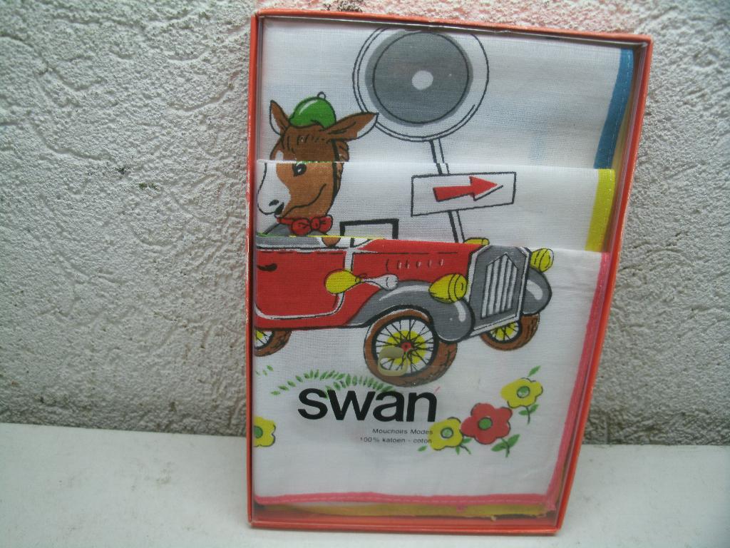bg 62 3 zakdoekjes in de verp.swan auto 60gr 2,00, Ophalen of Verzenden, Patroon