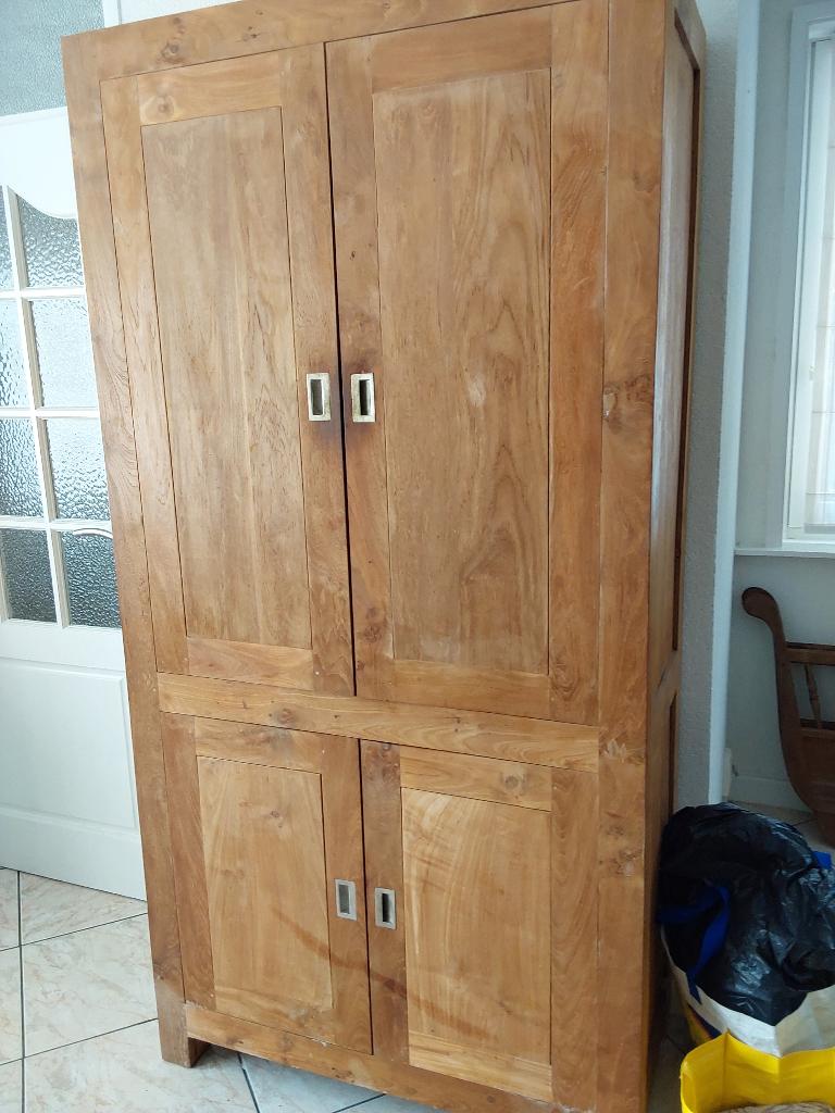 Hoge kast teak hout, Huis en Inrichting, Kasten | Boekenkasten, Ophalen, Teakhout, 50 tot 100 cm, 25 tot 50 cm