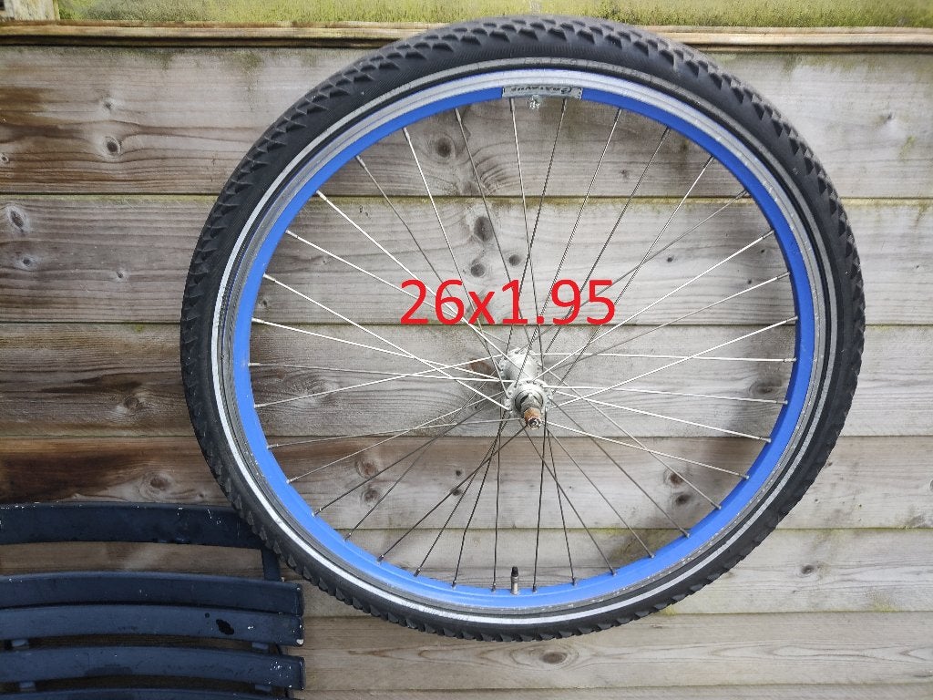 26 X 1.95 fiets voorwiel, Ophalen, Gebruikt