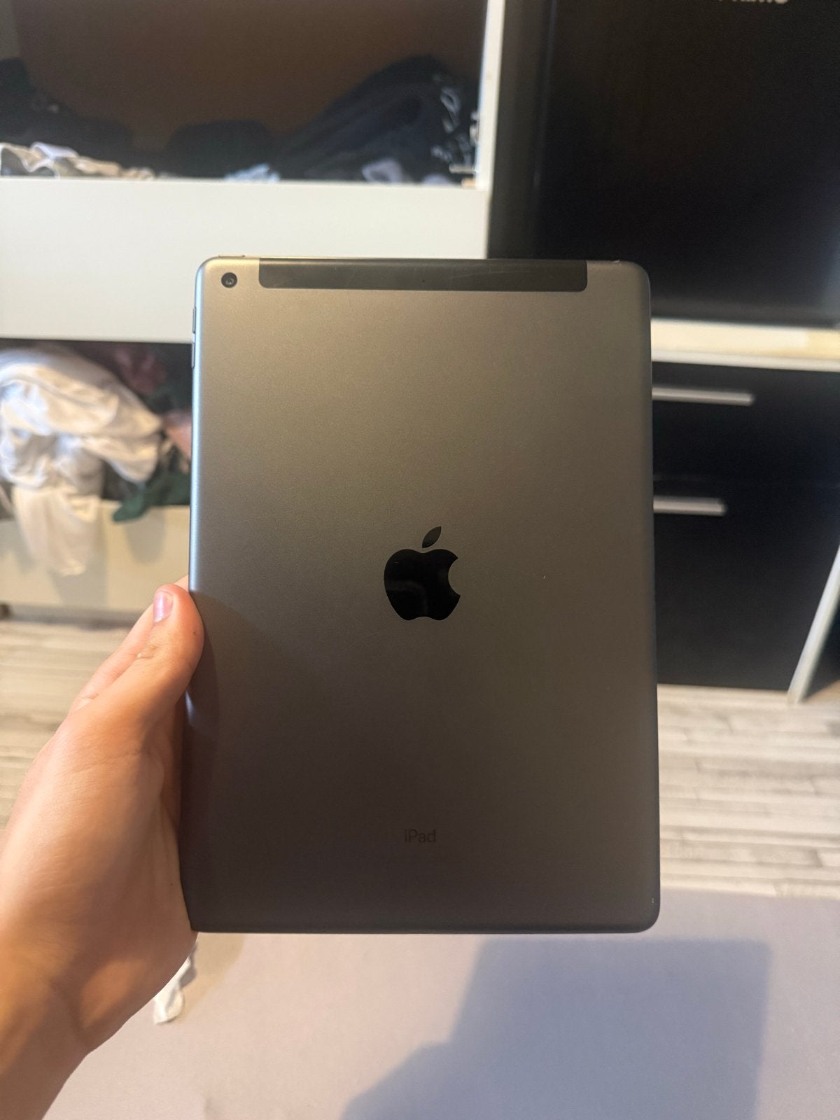 Apple iPad 8e generatie 32GB Wi-Fi + 4G – Spacegrijs, 32 GB, Apple iPad, Ophalen of Verzenden, Zo goed als nieuw