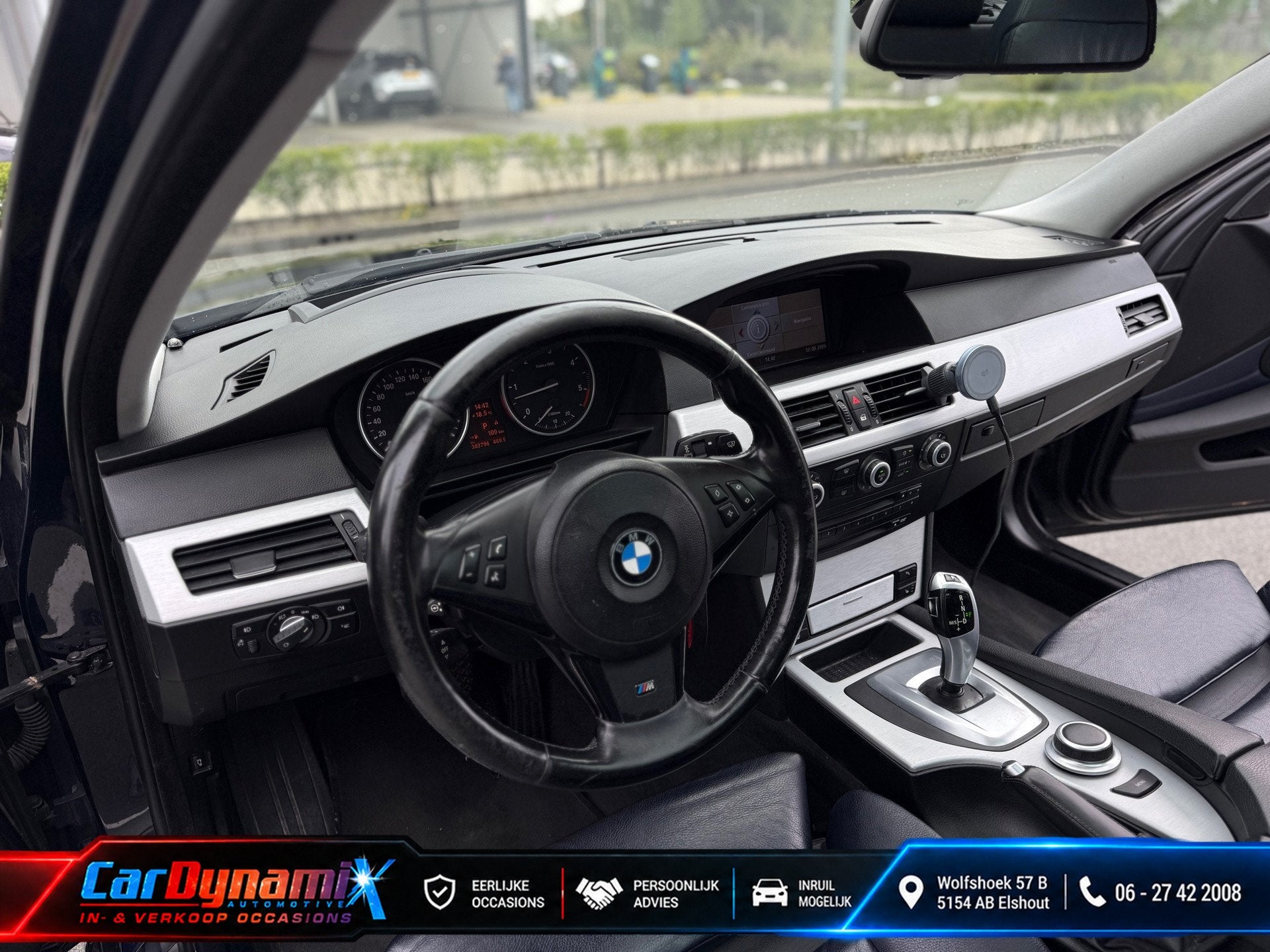 BMW 5-serie Touring 530d LCI | M-Pakket | Pano | HUD | M57 |, Automaat, Gebruikt, 2000 kg, Blauw