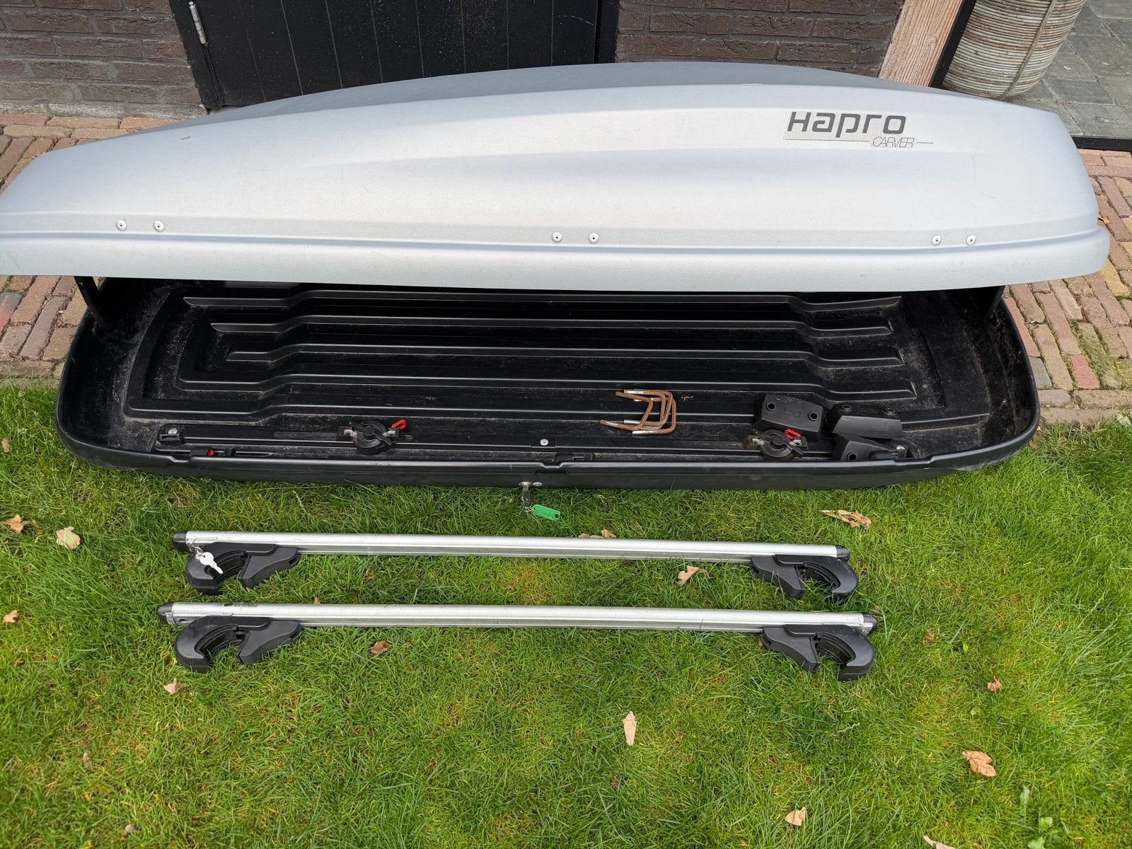 Hapro Carver 6.5 dakkoffer met dakdragers, Auto diversen, Ophalen, Gebruikt