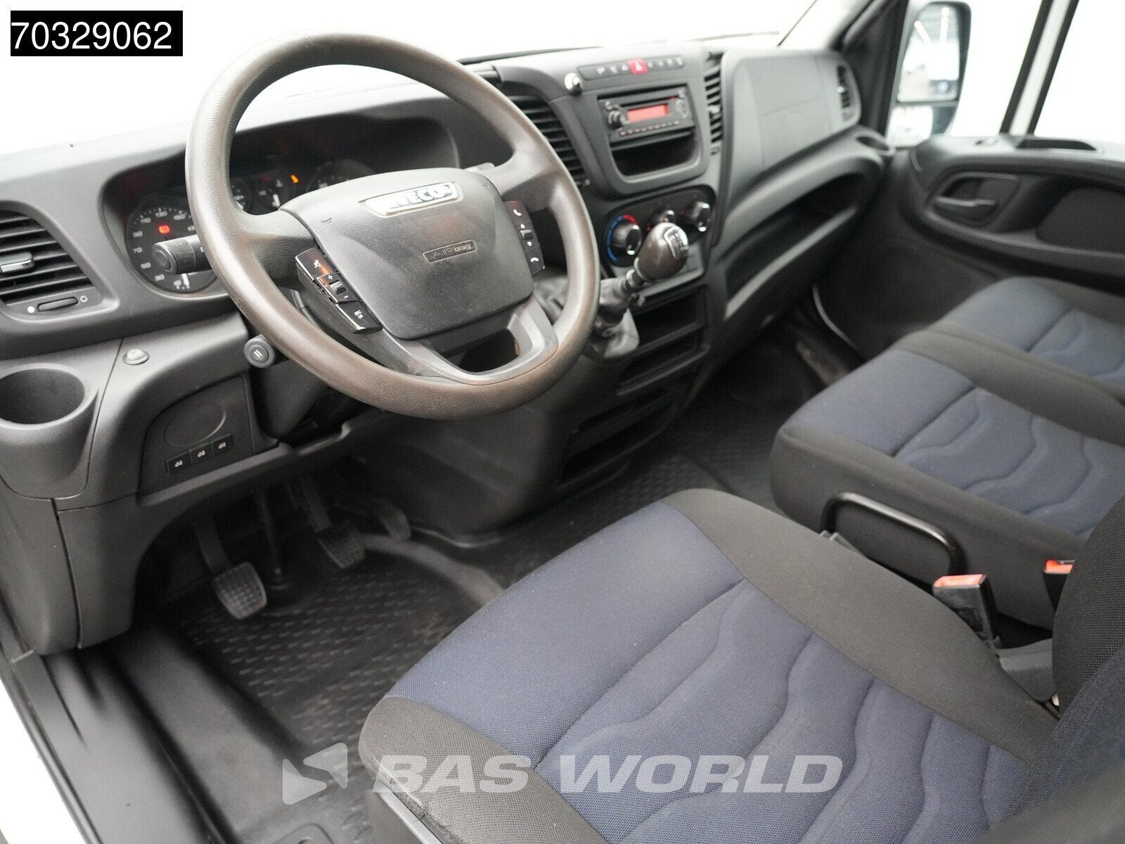 Iveco Daily 35C14 Luchtvering Euro6 Trekhaak Dubbellucht Air, Auto's, Bestelauto's, Gebruikt, Euro 6, Iveco, Wit