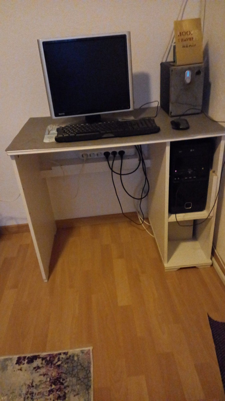 Computertafel 90*55cm, Huis en Inrichting, Bureaus, Ophalen of Verzenden