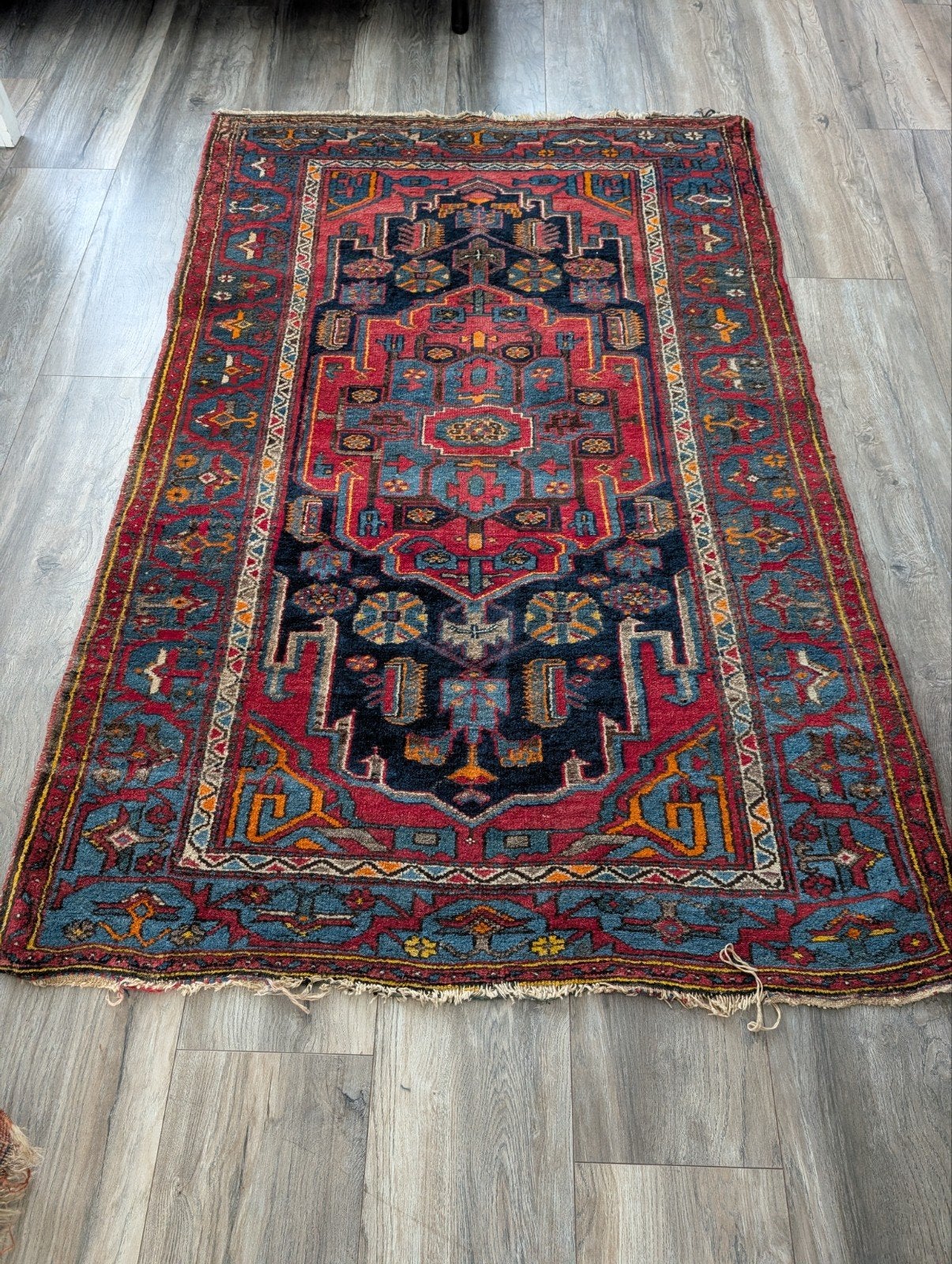 Vintage Perzisch tapijt, handgeknoopt, rood/blauw, Ophalen, Gebruikt, 100 tot 150 cm, 50 tot 100 cm