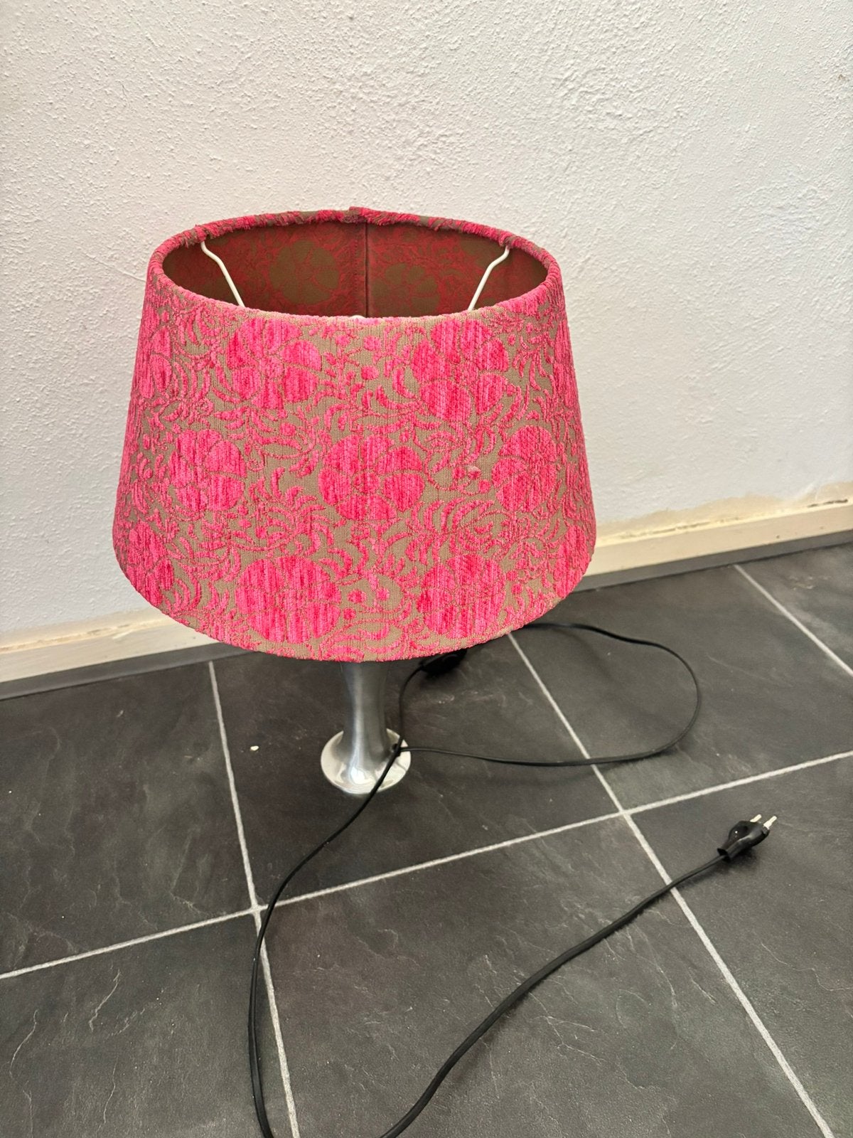 Maison manon tafellamp roze bloemen, Ophalen, Zo goed als nieuw, Roze, Tafellamp