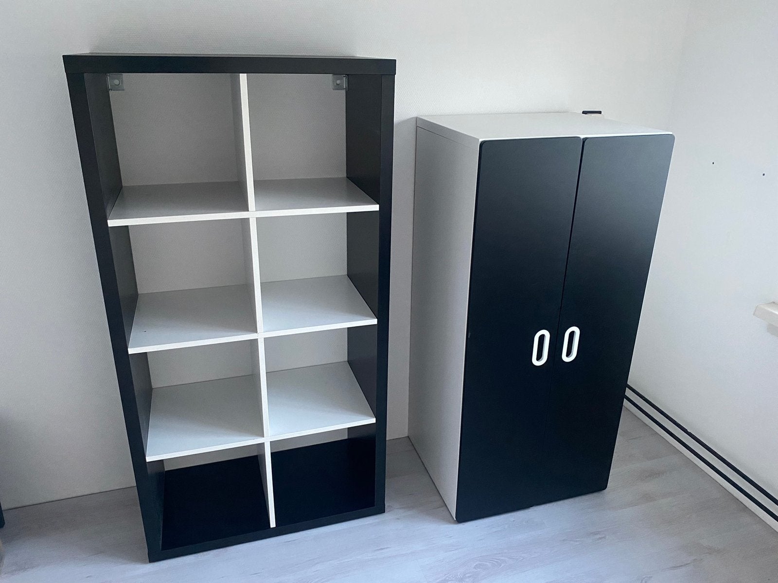 Ikea kledingkast en twee ‘boekenkasten/ dressoir’, Ophalen, Zo goed als nieuw, 25 tot 50 cm, 150 tot 200 cm