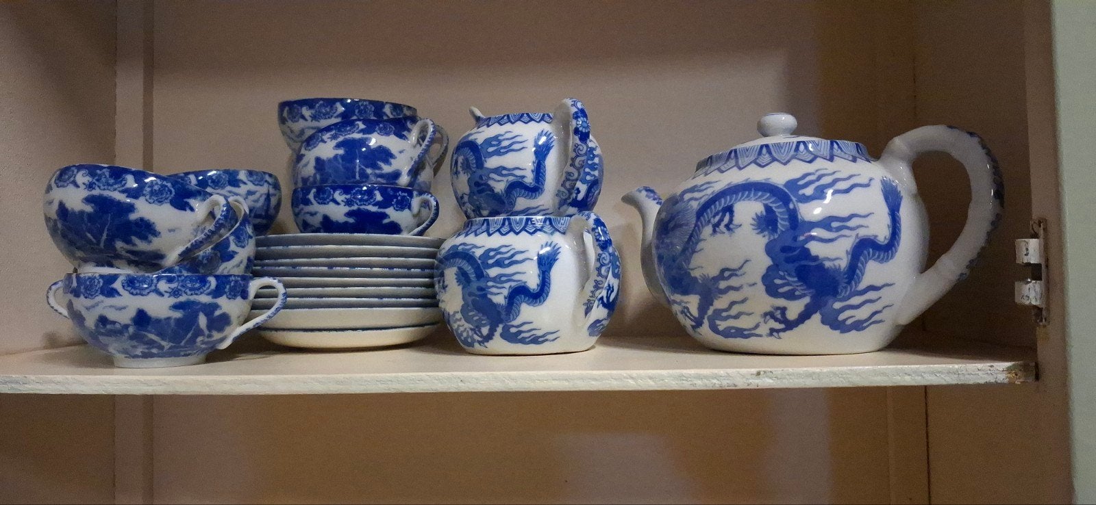 Vintage serviesgoed wegens verbouwing - alles in 1 koop, Ophalen of Verzenden