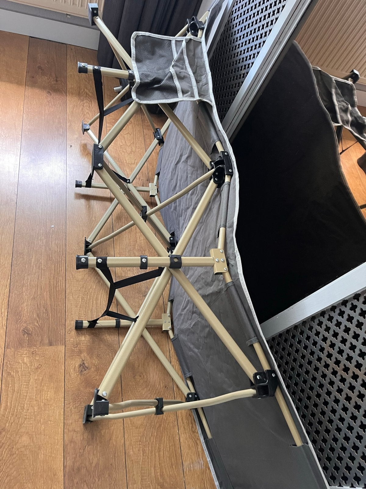 stretcher/ligbed grijs, inklapbaar met opbergzak 2 stuks, Ophalen of Verzenden, Nieuw