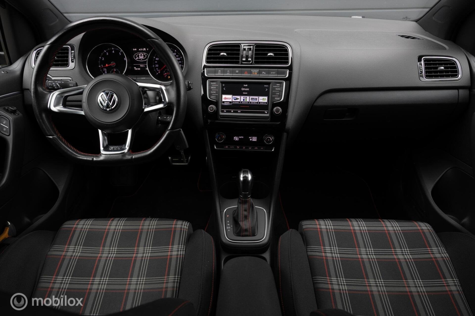 Volkswagen Polo 1.8 TSI GTI LED Pano Clima NL AUTO Navi 5drs, Euro 6, Zwart, Origineel Nederlands, Bedrijf